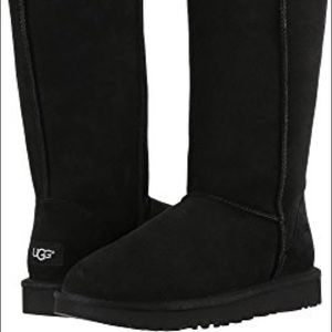 Black ugg boots